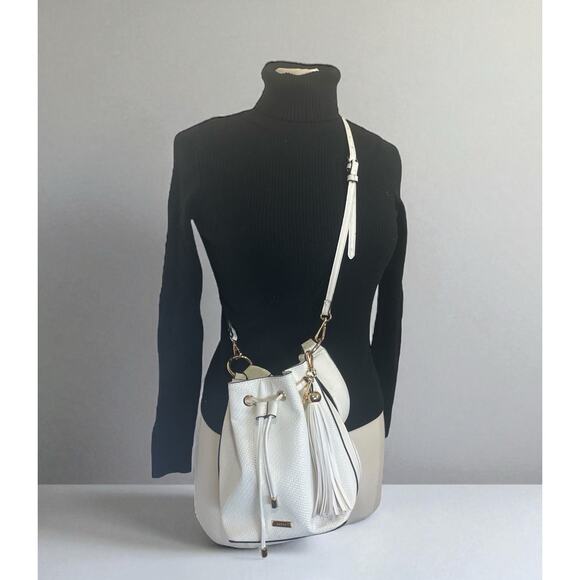 Aldo White W/Gold Woven Drawstring Bucket Bag Cross Body Convertible Top Handle - Picture 2 of 16